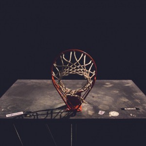 开云网页版-恩比德连续得分七六人再添胜场，恩比德生涯首秀